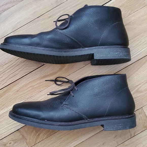 Chukka Fancy Grain Boots - Picture 2 of 5